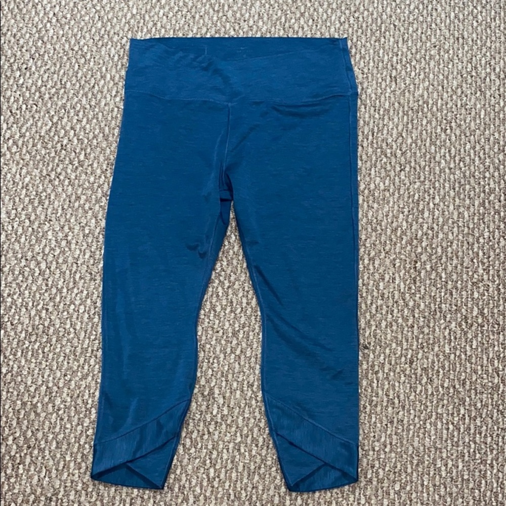Women’s Nike “Crisscross” Leggings